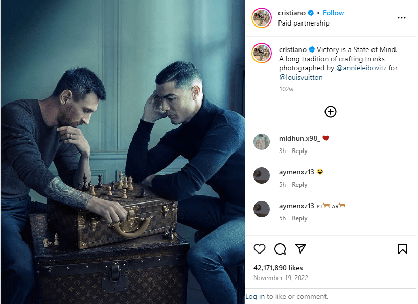 4- Ronaldo and Messi are playing chess!