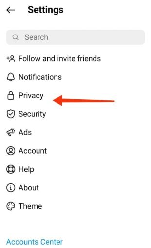 گزینه‌ privacy اینستاگرام برای جلوگیری از تگ شدن در اینستاگرام